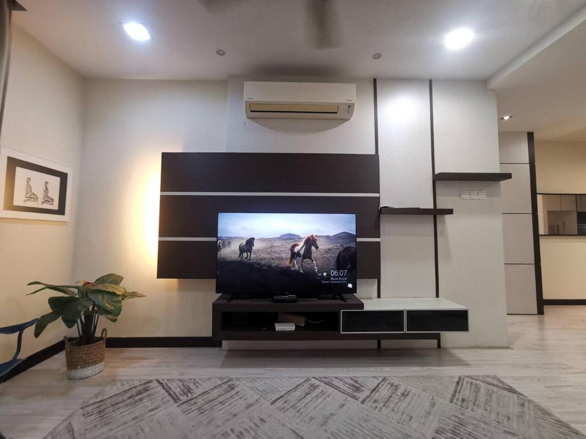 Enarahomes Shah Alam Esterno foto