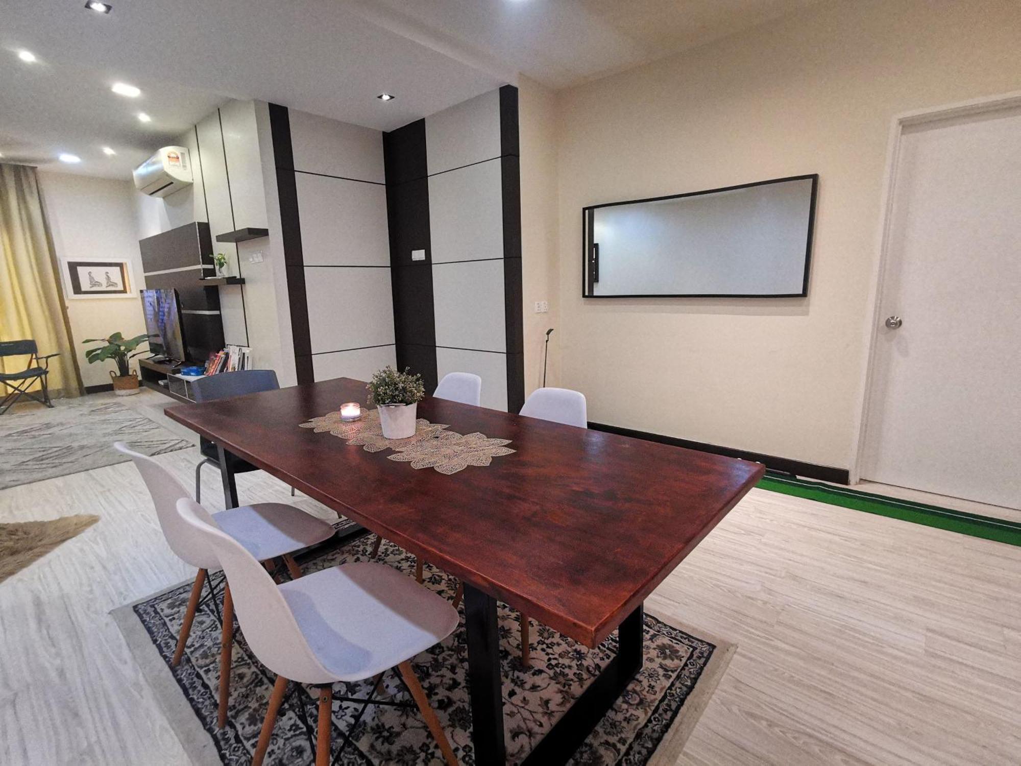Enarahomes Shah Alam Esterno foto